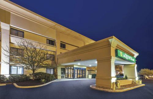 Perrysburg Hotel | La Quinta Inn by Wyndham Toledo Perrysburg