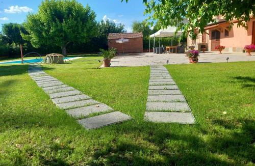 Le Piazze Villa | "La vita in campagna" Villa in Castiglion Fiorentino with swimming pool