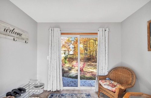 Higgins Lake Cottage | Lake Days, Cabin Nights near Higgins & Houghton