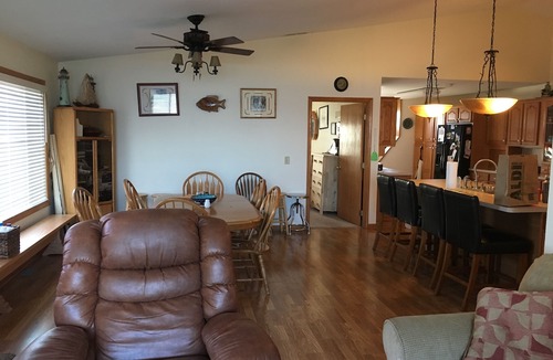Oak Harbor House | Lake Erie views w/Spacious Home