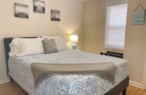 Toledo Apartment | "Lake Escape" Lakefront Ground Level Retreat!