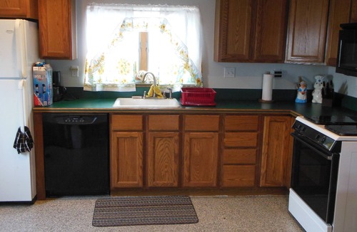Hartland House | Lake front 3-bedroom house in Hartland