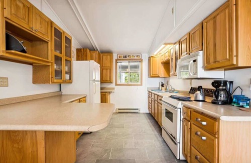 Jacksonport Cabin | Lake Michigan Cabin · Private Shoreline