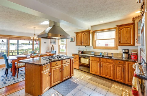 Newaygo House | Lakefront Home~Hess Lake. Game room, fire pit, kayaks, great views, large yard