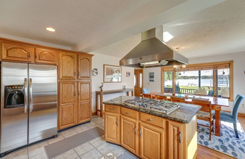 Newaygo House | Lakefront Home~Hess Lake. Game room, fire pit, kayaks, great views, large yard