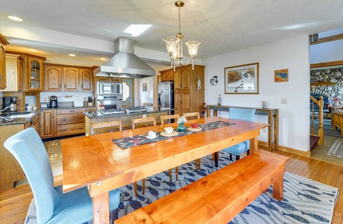 Newaygo House | Lakefront Home~Hess Lake. Game room, fire pit, kayaks, great views, large yard