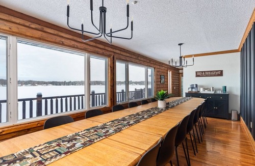 Lake House | Lakefront, Indoor Heated Pool, Sandy Beach+Dock+Kayak, Gameroom+Firepit