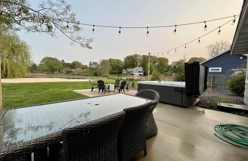 Ferrysburg House | Lakefront Oasis: Hot Tub & Private Beach