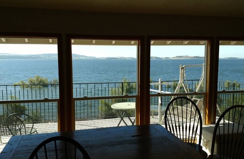 Granite Bay House | Lakefront! panoramic views. 2-bedroom 1 bathroom in terrific Granite Bay with AC