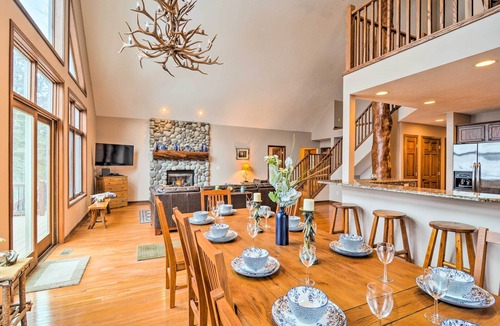 Higgins Lake House | Lakefront Roscommon Home w/Game Room & Dock!