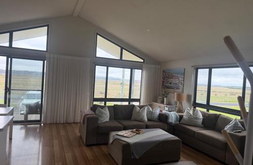 Venus Bay House | Lancaster Lodge. Pet Friendly Multi Family Retreat