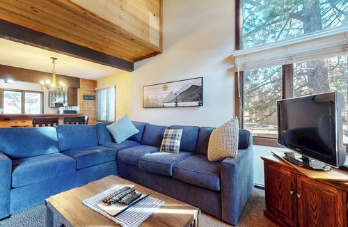 Mammoth Lakes Condo | Large Home, Balcony. Pool & Tennis Court On-site, Short Walk to Restaurants