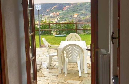 Finale Ligure Cottage | Le Case Del Sole, Rustico 60sqm sea view and private garden, 2.5km from the sea