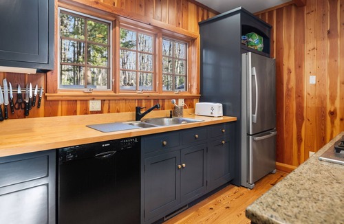 Glen Arbor House | Little Bear Landing in Glen Arbor - Never Rented Before!