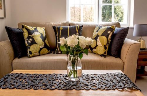 Henley-in-Arden House | Little George, Henley-in-Arden Luxury Apartment with Private Parking