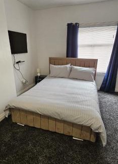 Oldbury Apartment | Liv's place