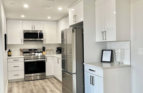Calgary House | Livingston Gem: 5BR Home with Chef's Kitchen