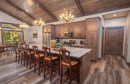 Dover Cabin | Lodge at Hilton's Hideaway | Hot Tub, 4BR + 3.5BA