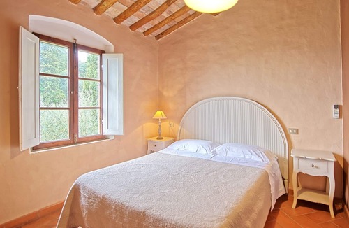 Montespertoli Other | Lovely apartment for 6 people with pool, A/C, WIFI and panoramic view