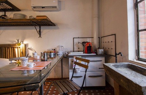 Barga Apartment | Lovely apartment for 2 guests with private pool, TV, patio and pets allowed