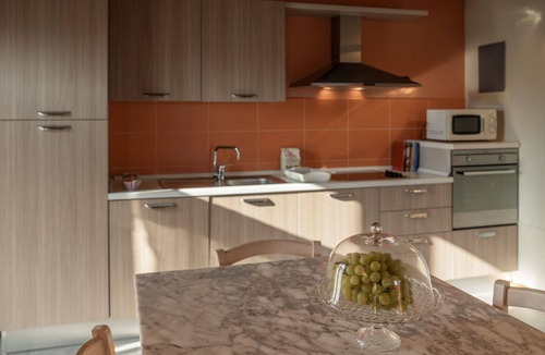 Larciano House | Lovely apartment in villa for 4 people with WIFI, A/C, pool, TV and panoramic view