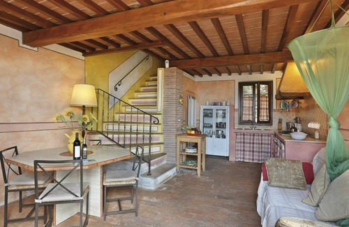 Buti Villa | Lovely apartment in villa for 4 people with pool, WIFI, TV, patio and pets allowed