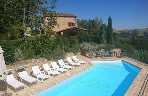 Gualdo House | Lovely peaceful stone farmhouse with pool and beautiful views