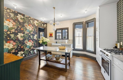 Michigan City House | Lovely, Renovated, Historic 5-bedroom Home in the heart of Michigan City