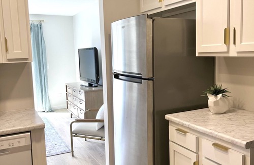 Whitehouse Apartment | Lovely Suburban Retreat Near Blue Creek and Oak Openings Metroparks