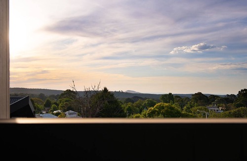 Daylesford House | Lux on Max- stunning design, amazing views
