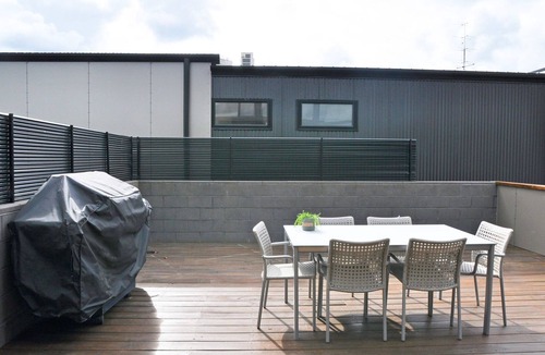 Inverloch House | Luxe Townhouse 2