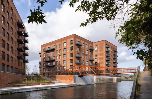 Birmingham Apartment | Luxury 1-Bed Apt | Birmingham City | Patio