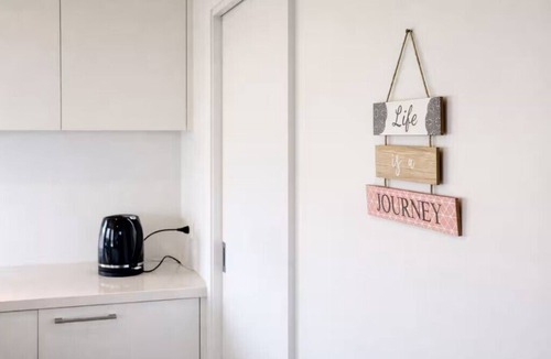 San Remo House | Luxury Beachside Getaway in San Remo