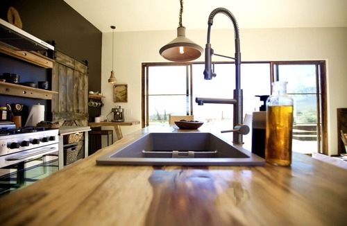 Lone Pine Villa | Luxury Design Rental with Breathtaking Mountain Views in Lone Pine, California