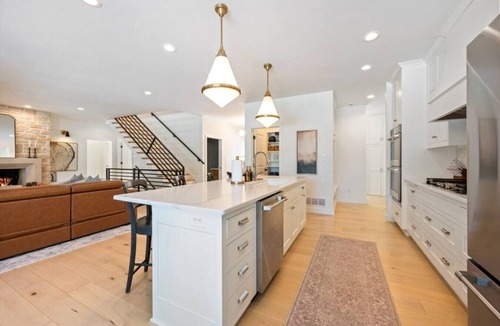 Sister Bay House | Luxury Family Estate in Sister Bay- Sleeps 12