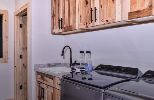 Eagle River House | Luxury northwoods lakeside getaway perfect for groups