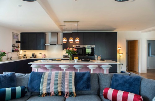 Holcombe House | Luxury Somerset Countryside Retreat | Private Hot Tub & Home Gym