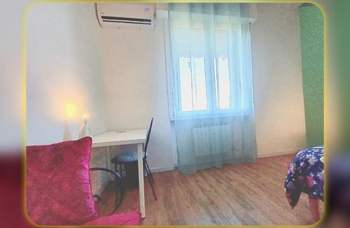 Peretola House | Mami Haus - La Casa di Mami with private parking in Florence
