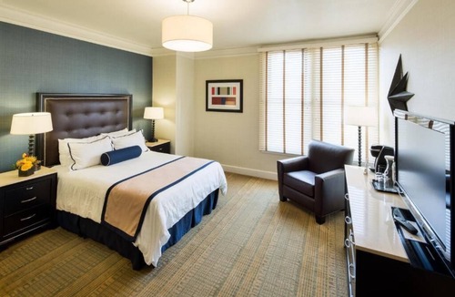 Union Square Hotel | Marines Memorial Club & Hotel