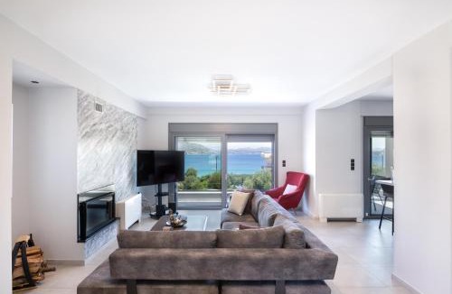 Salamis Villa | marYsol luxury maison