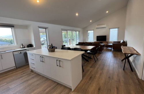 Marysville House | MARYSVILLE GUESTHOUSE
