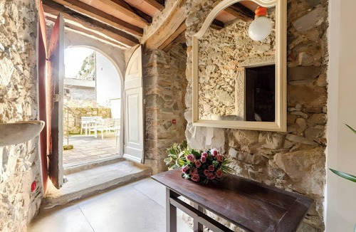 Sambuca House | Medieval stone house in the Garfagnana hills