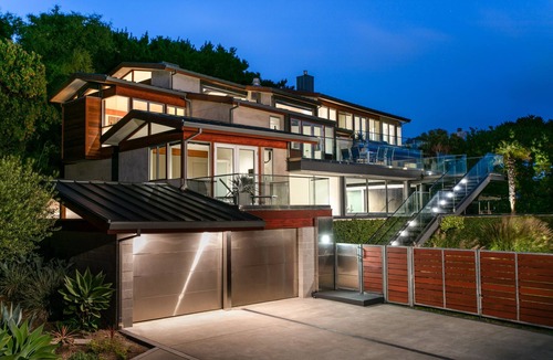 Strawberry House | MILL. VALLEY. MODERN