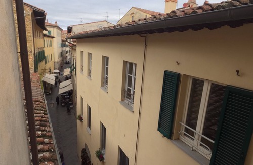 Arezzo Apartment | Milton House - Two Bedroom Apartment, Sleeps 6