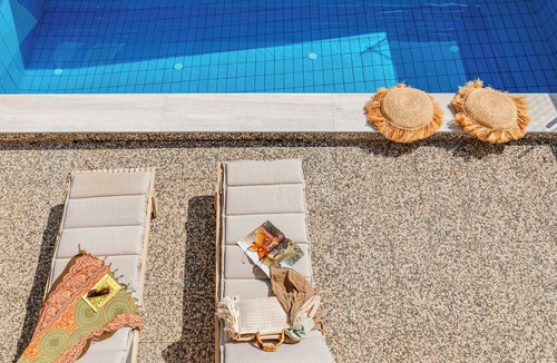 Heraklion Apartment | Minimal Artistic Loft with swimming pool & parking
