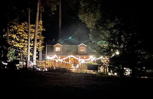 Nevada City Cabin | Modern-Rustic Cabin: 5 mins to Downtown Nevada City & 15 mins to Yuba River