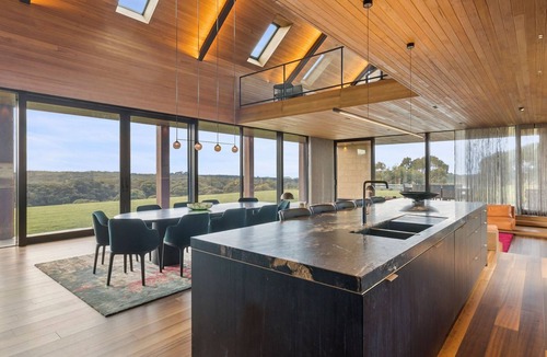 Flinders House | Montana Ranch be amazed at the space