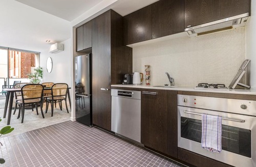 East Melbourne Apartment | Mordyn at Victoria Brewery Parkside Escape w Pool