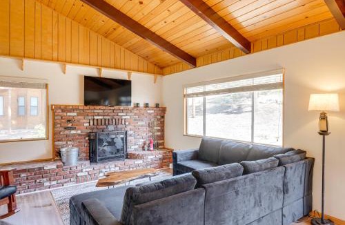 Pine Mountain Club House | Mountain-View Haven w/Deck in Pine Mountain Club