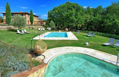 Simignano Apartment | Mulignone 2 - Apartment with pool